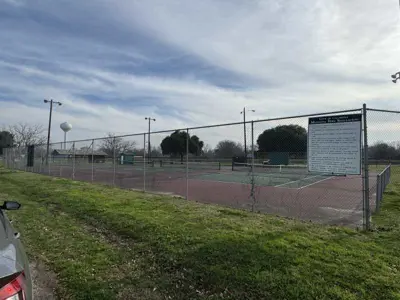 Santa Fe Tennis Courts